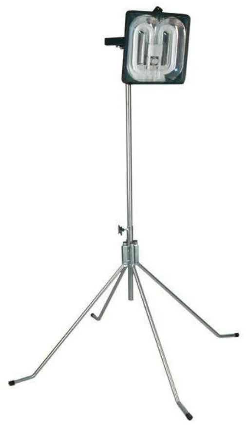 Conjunto Tripode + Foco Luz Fria 38W